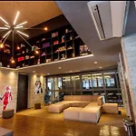 Comfy Loft Na Rua Oscar Freire Com Garagem